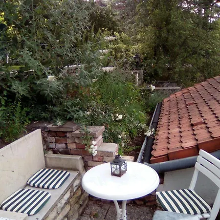 아파트 Separates Gaestehaeuschen Paulchen In Ruhiger Lage Am Dresdner Elbhang 드레스덴