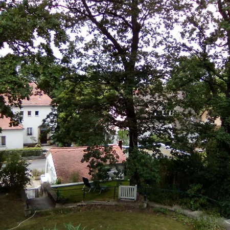 Separates Gaestehaeuschen Paulchen In Ruhiger Lage Am Dresdner Elbhang *