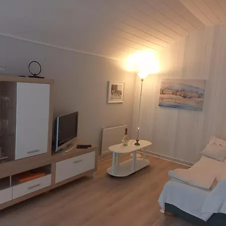 Separates Gaestehaeuschen Paulchen In Ruhiger Lage Am Dresdner Elbhang 드레스덴