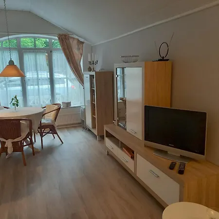 Separates Gaestehaeuschen Paulchen In Ruhiger Lage Am Dresdner Elbhang 아파트 *