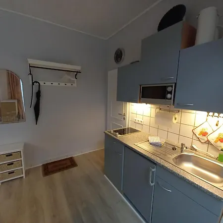 Separates Gaestehaeuschen Paulchen In Ruhiger Lage Am Dresdner Elbhang *