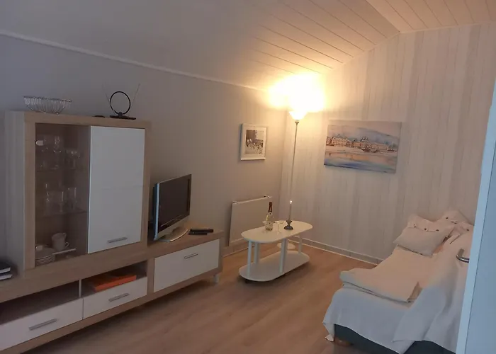 Separates Gaestehaeuschen Paulchen In Ruhiger Lage Am Dresdner Elbhang 드레스덴